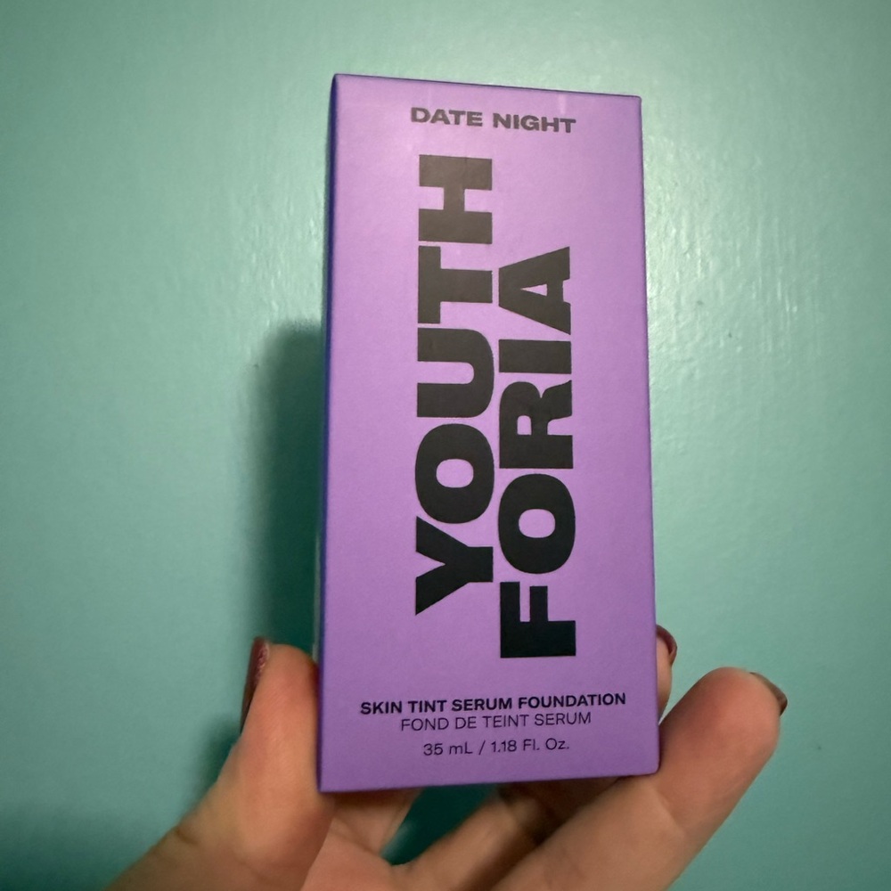 🤩 Youthforia Date Night Foundation – 310 Light Medium Neutral Golden Undertones